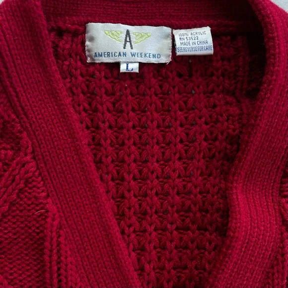 Vintage American Weekend Classic Red Cable Knit Button Front Grandpa Cardigan - Picture 4 of 5